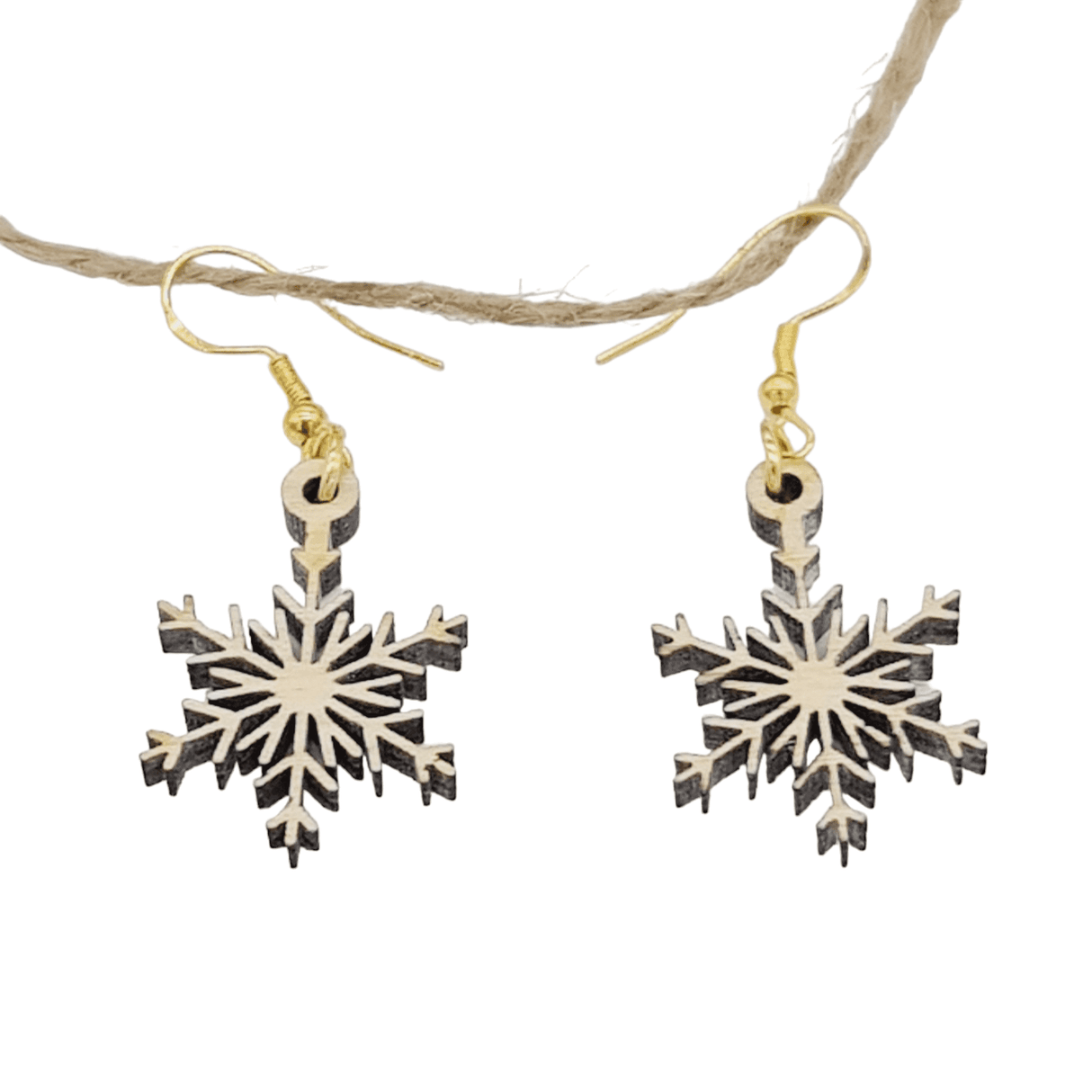 Wisewoodz snowflake earrings: winter magic for children! ❄️✨